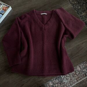 Abercrombie Maroon Vneck sweater